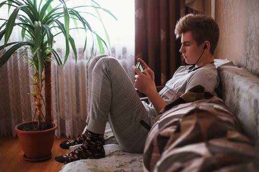 Støjende stoffer: Teenagefænomen kan skade hørelsen